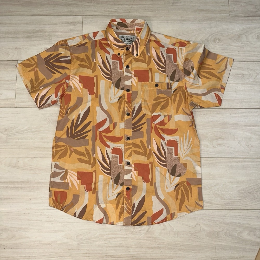 Howler Brothers Shirt Mens Medium Animal Chicken Button Up Short Sleeve Casual